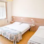 Two Bedroom Flat Close To The In Eraclea Апартаменты Эраклея-Маре