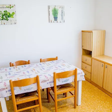 Two Bedroom Flat Close To The In Eraclea