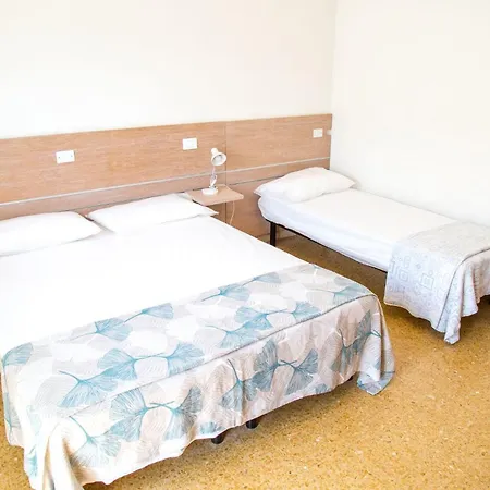 Two Bedroom Flat Close To The In Eraclea Daire *