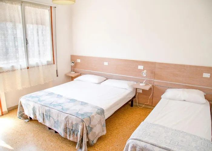 Two Bedroom Flat Close To The In Eraclea Appartement Eraclea Mare